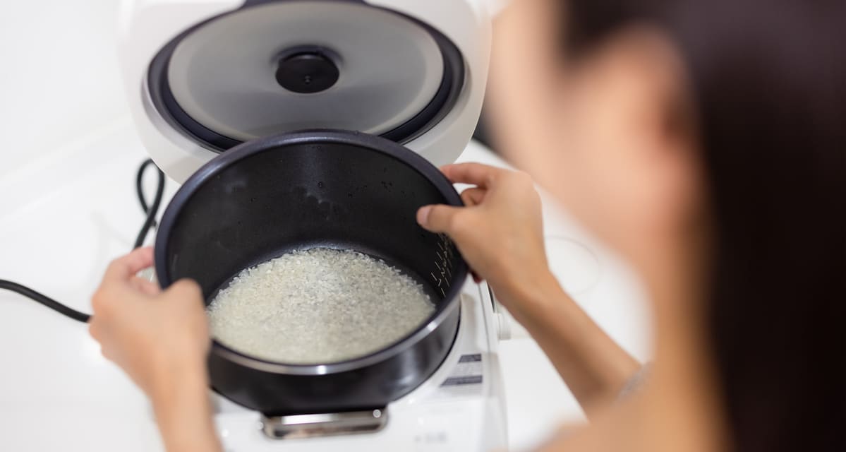 USING ICE TO HEAT RICE IN THE MICROWAVE ICE FOR LIFE